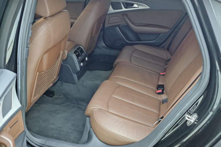 Used Audi A6L 2018 30th Anniversary Edition 35 TFSI Sport Edition Interior 4