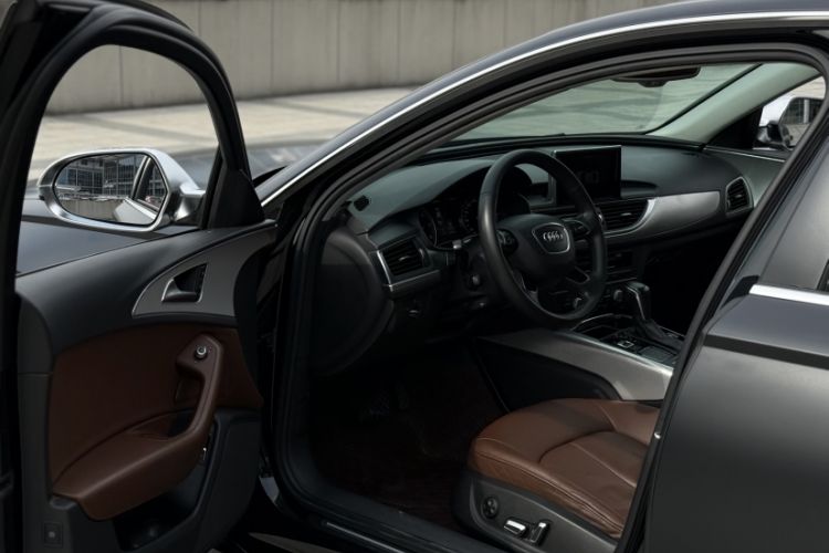 Used Audi A6L 2018 30th Anniversary Edition 35 TFSI Fashion Model Interior 5