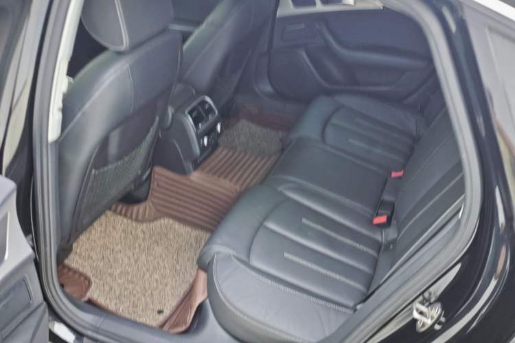 Used Audi A6L 2018 30th Anniversary Edition 35 TFSI Fashion Model Interior 6