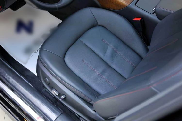 Used Audi A6L 2018 30th Anniversary Edition 45 TFSI quattro Sport model Interior 8