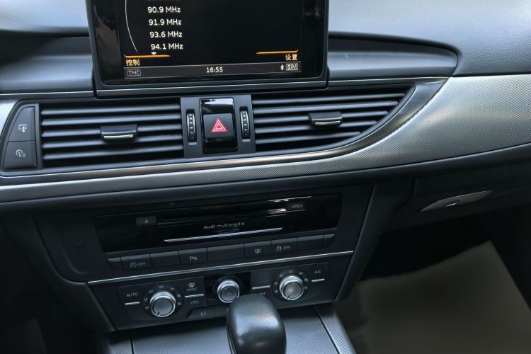 Used Audi A6L 2018 30th Anniversary Edition 35 TFSI Fashion Model Interior 8