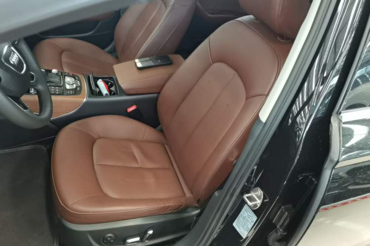 Used Audi A6L 2018 30th Anniversary Edition 30 FSI Style Model Left Front Seat