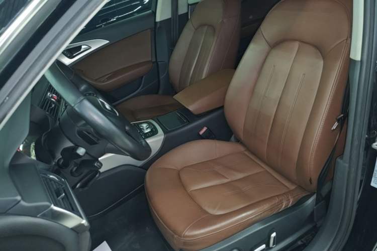 Used Audi A6L 2018 30th Anniversary Edition 35 TFSI Fashion Model Left Front Seat