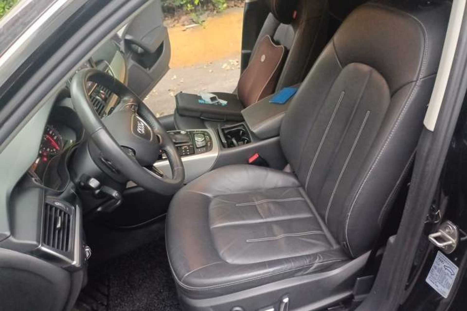 Used Audi A6L 2018 30th Anniversary Edition 35 TFSI Fashion Model Left Front Seat