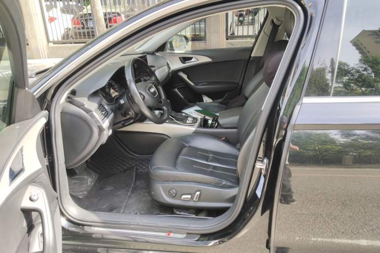 Used Audi A6L 2018 30th Anniversary Edition 35 TFSI Fashion Model Left Front Seat