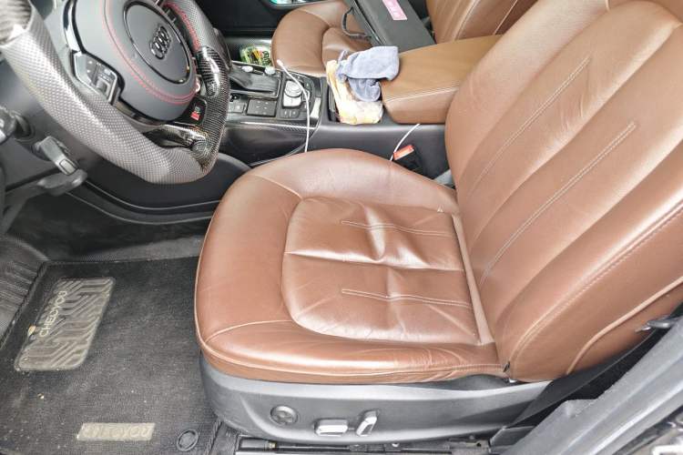 Used Audi A6L 2018 30th Anniversary Edition TFSI Trendy Model Left Front Seat