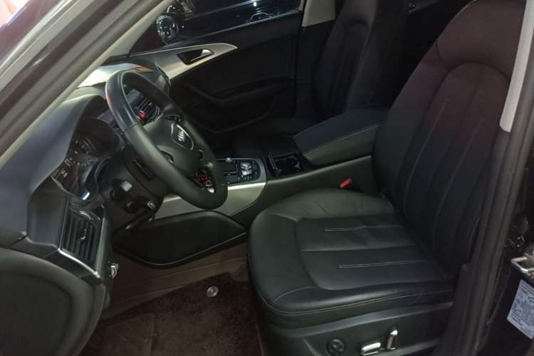 Used Audi A6L 2018 30th Anniversary Edition 35 TFSI Fashion Model Left Front Seat