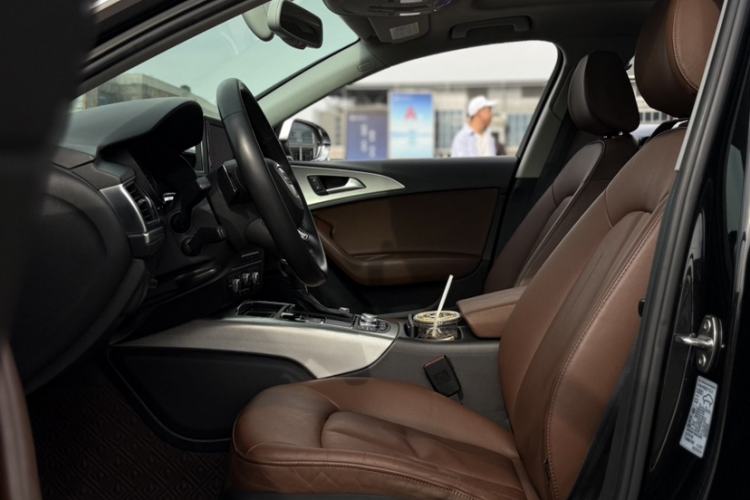 Used Audi A6L 2018 30th Anniversary Edition 35 TFSI Fashion Model Left Front Seat