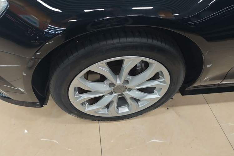 Used Audi A6L 2018 35 TFSI Collector's Edition Left Front Wheel Hub