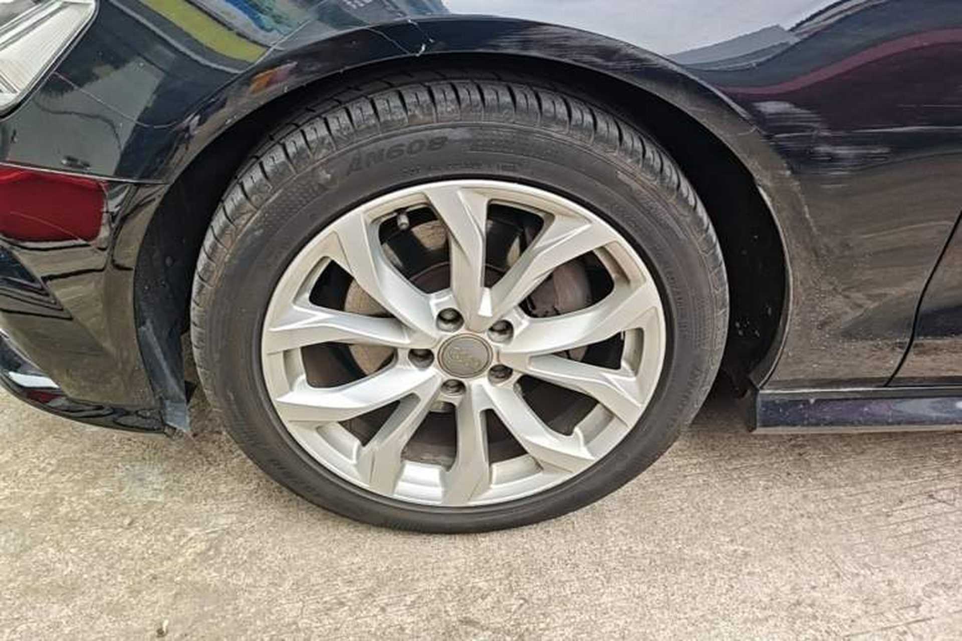 Used Audi A6L 2018 30th Anniversary Edition 35 TFSI Fashion Model Left Front Wheel Hub