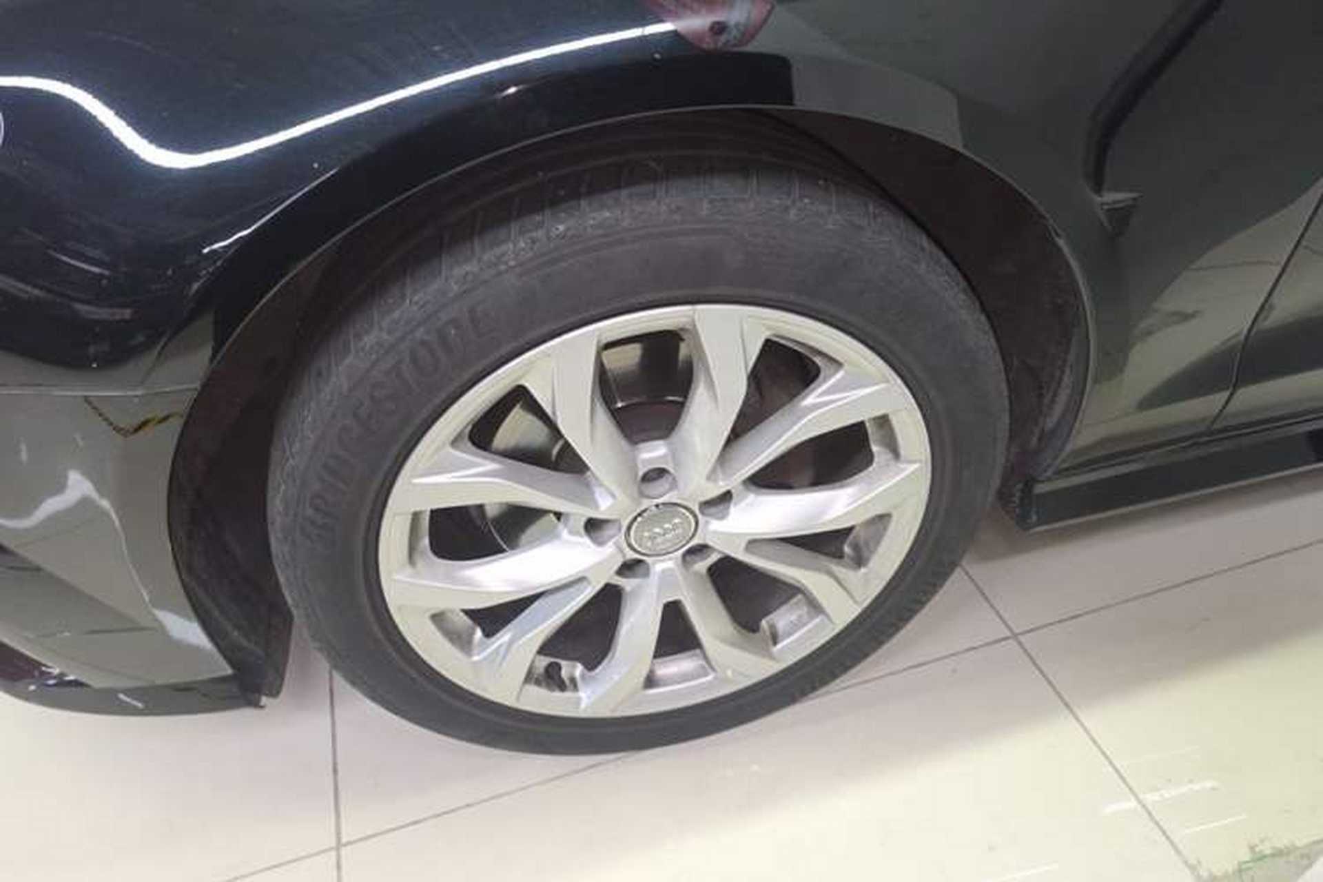 Used Audi A6L 2018 30th Anniversary Edition 35 TFSI Fashion Model Left Front Wheel Hub