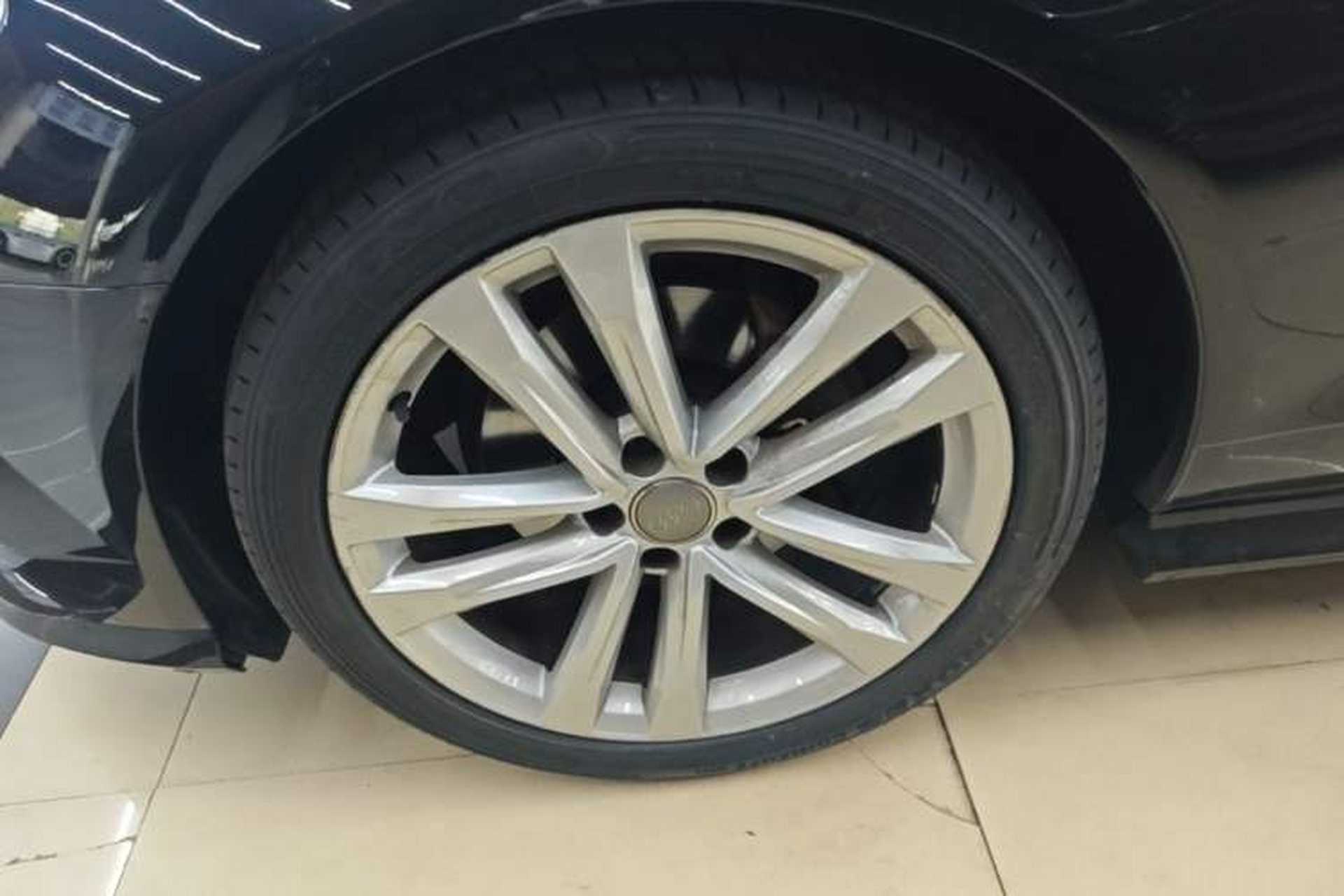 Used Audi A6L 2018 30 FSI Collector's Edition Left Front Wheel Hub