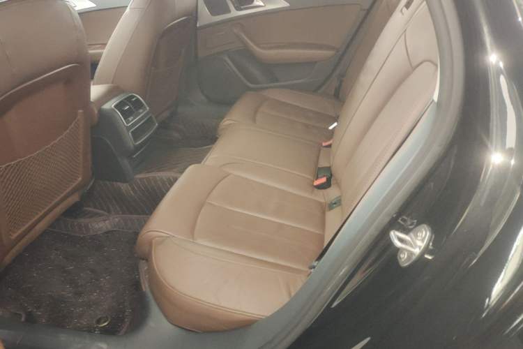 Used Audi A6L 2018 30th Anniversary Edition 35 TFSI Fashion Model Left Rear Seat