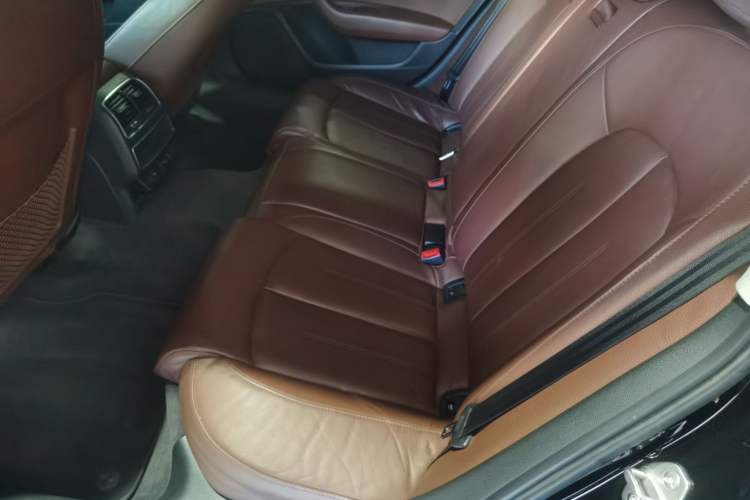 Used Audi A6L 2018 30th Anniversary Edition TFSI Trendy Model Left Rear Seat