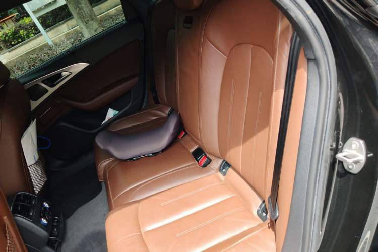 Used Audi A6L 2018 30th Anniversary Edition 35 TFSI Sport Edition Left Rear Seat