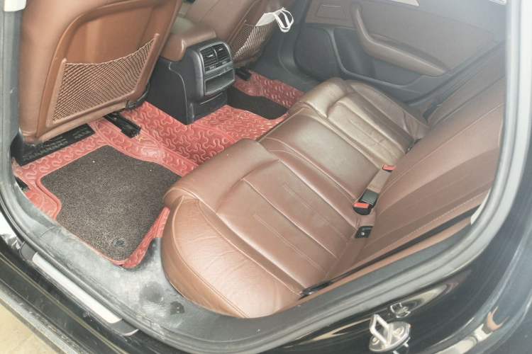 Used Audi A6L 2018 30th Anniversary Edition 35 TFSI Fashion Model Left Rear Seat