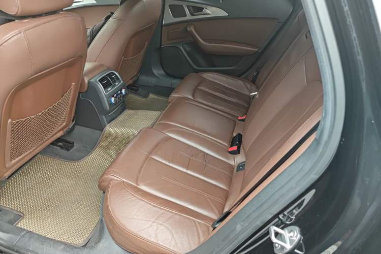 Used Audi A6L 2018 30th Anniversary Edition 45 TFSI quattro Sport model Left Rear Seat