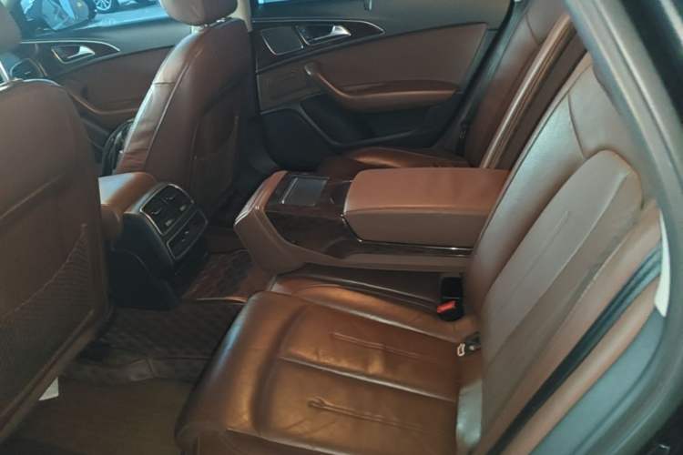 Used Audi A6L 2018 30th Anniversary Edition 35 TFSI Fashion Model Left Rear Seat