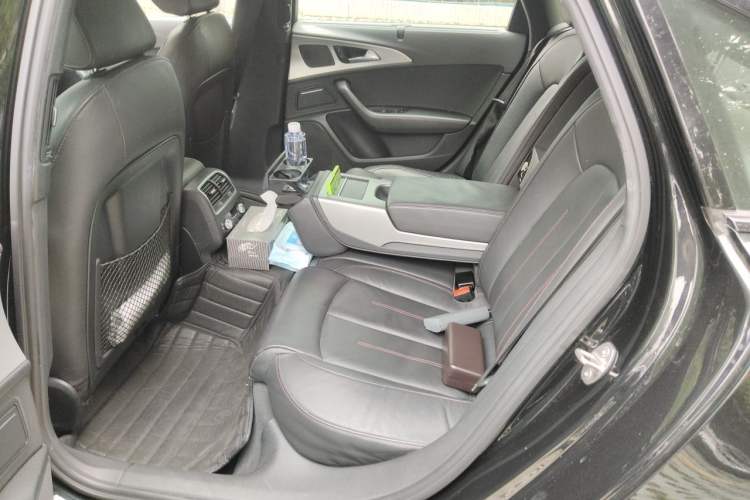 Used Audi A6L 2018 30th Anniversary Edition 35 TFSI Fashion Model Left Rear Seat