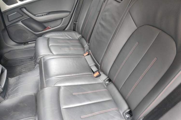 Used Audi A6L 2018 30th Anniversary Edition 35 TFSI Fashion Model Left Rear Seat