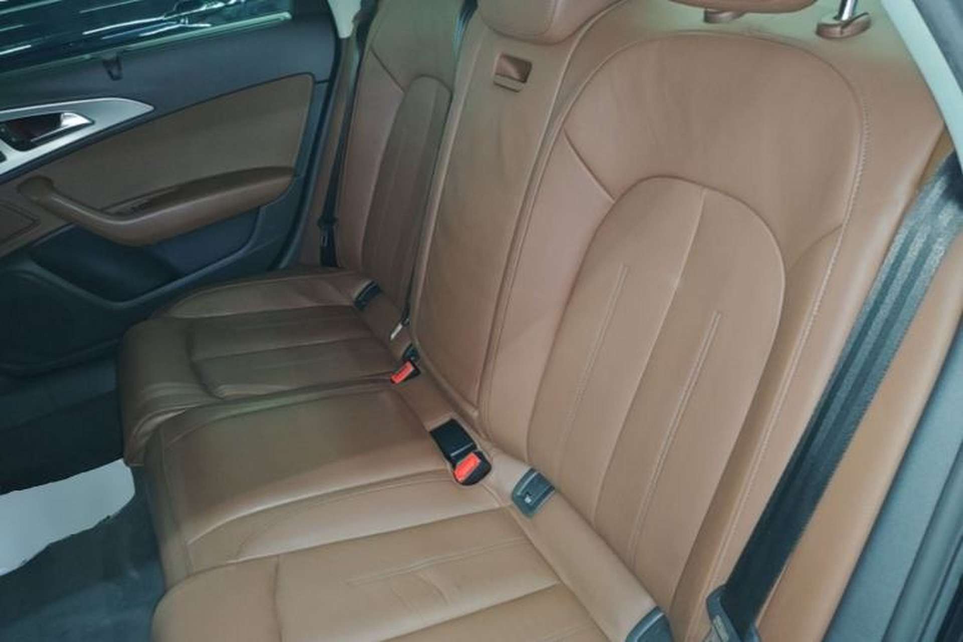 Used Audi A6L 2018 30th Anniversary Edition 35 TFSI Fashion Model Left Rear Seat