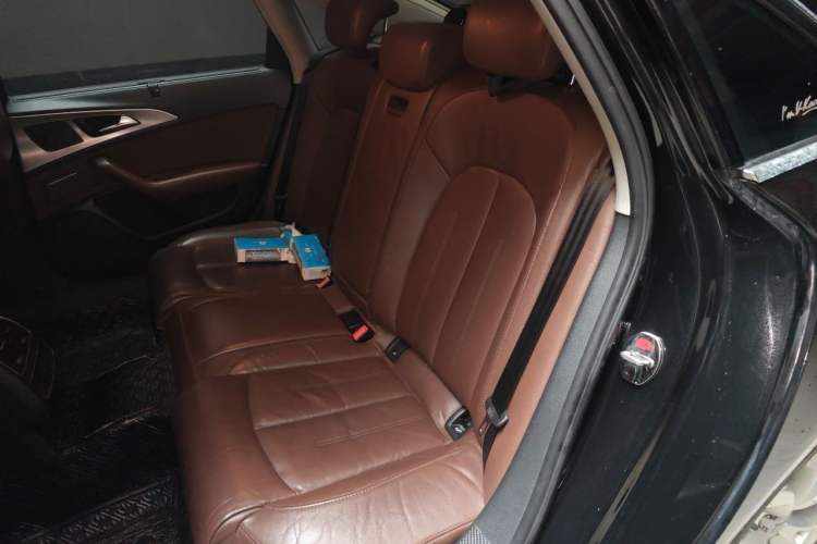 Used Audi A6L 2018 30th Anniversary Edition 35 TFSI Fashion Model Left Rear Seat