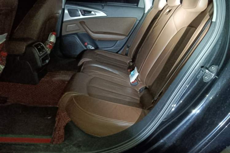 Used Audi A6L 2018 30th Anniversary Edition 35 TFSI Fashion Model Left Rear Seat