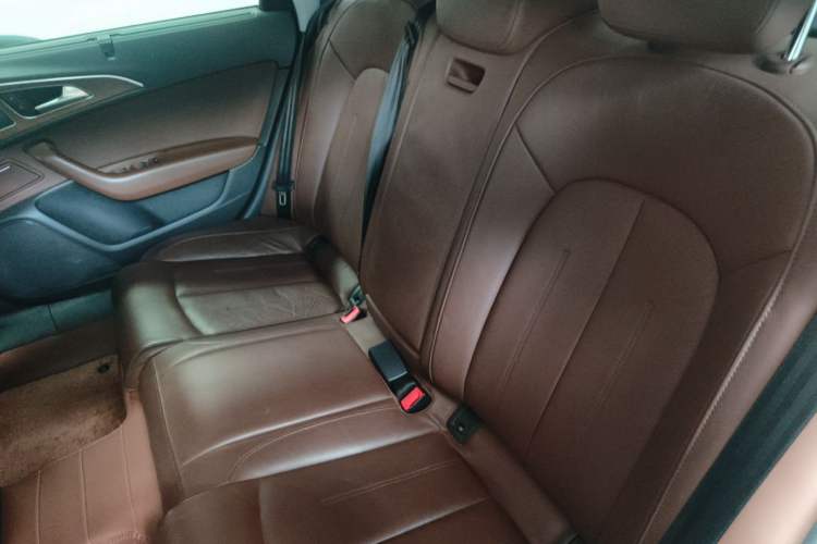 Used Audi A6L 2018 30th Anniversary Edition 30 FSI Style Model Left Rear Seat