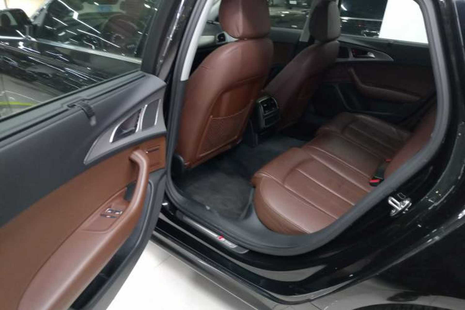 Used Audi A6L 2018 30th Anniversary Edition 35 TFSI Fashion Model Left Rear Seat