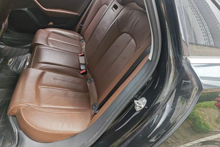Used Audi A6L 2018 30th Anniversary Edition TFSI Trendy Model Left Rear Seat