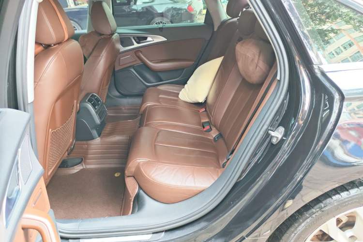 Used Audi A6L 2018 30th Anniversary Edition 35 TFSI Fashion Model Left Rear Seat