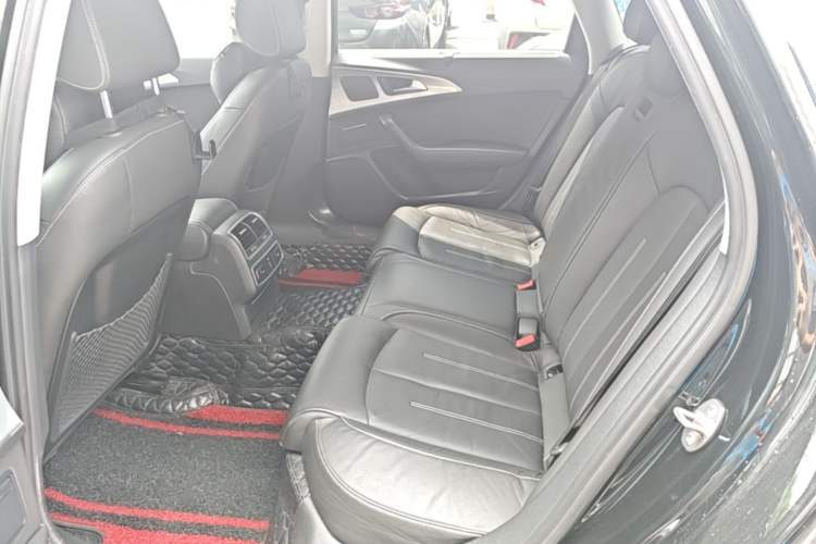 Used Audi A6L 2018 30th Anniversary Edition 35 TFSI Fashion Model Left Rear Seat