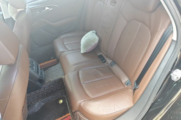 Used Audi A6L 2018 30th Anniversary Edition 35 TFSI Fashion Model Left Rear Seat