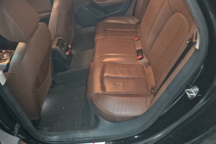 Used Audi A6L 2018 30th Anniversary Edition 35 TFSI Fashion Model Left Rear Seat