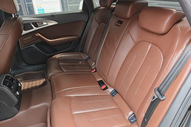 Used Audi A6L 2018 30th Anniversary Edition 45 TFSI quattro Sport model Left Rear Seat