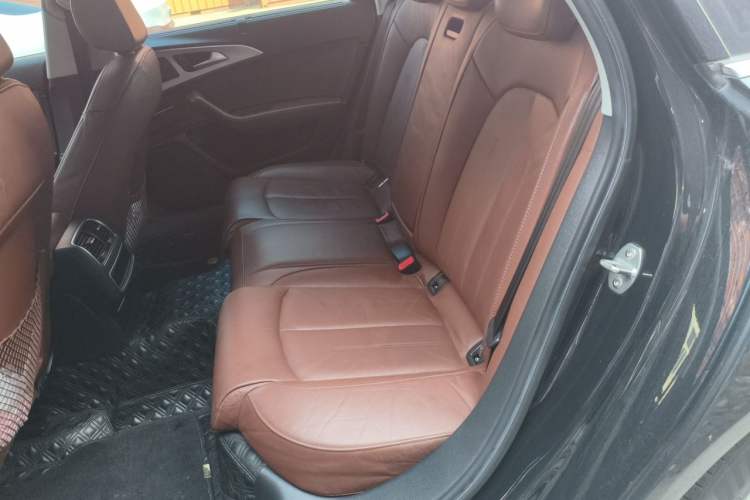 Used Audi A6L 2018 30th Anniversary Edition 35 TFSI Fashion Model Left Rear Seat