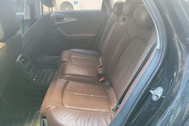 Used Audi A6L 2018 30th Anniversary Edition 35 TFSI Fashion Model Left Rear Seat
