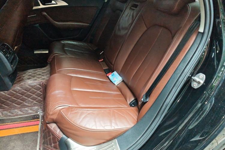 Used Audi A6L 2018 30th Anniversary Edition 35 TFSI Fashion Model Left Rear Seat