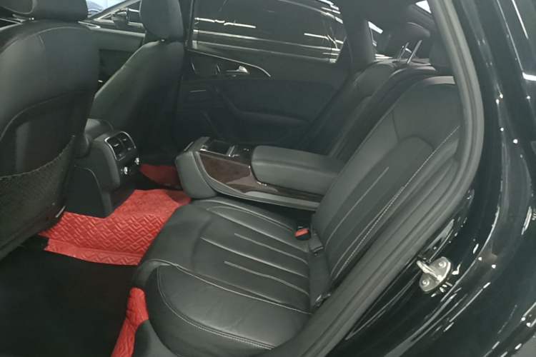Used Audi A6L 2018 30th Anniversary Edition 45 TFSI quattro Sport model Left Rear Seat