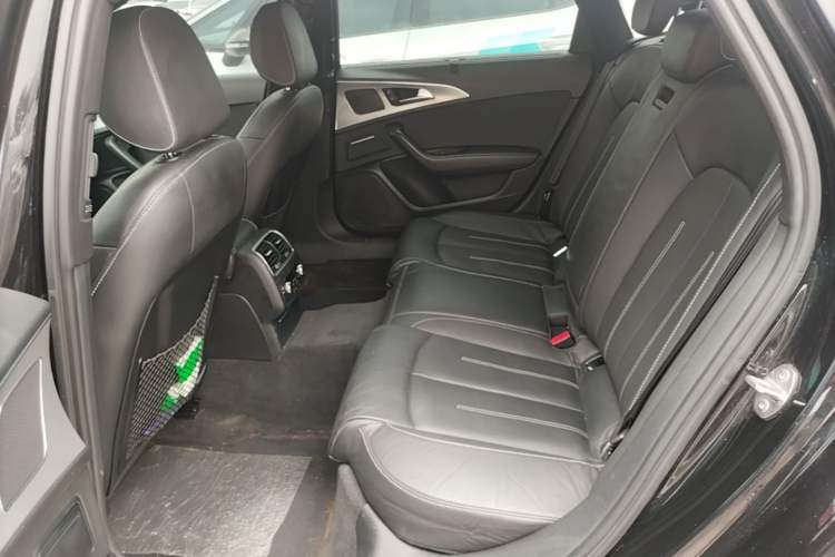Used Audi A6L 2018 30th Anniversary Edition 45 TFSI quattro Sport model Left Rear Seat