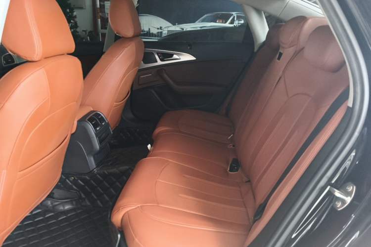 Used Audi A6L 2018 30th Anniversary Edition 35 TFSI Fashion Model Left Rear Seat
