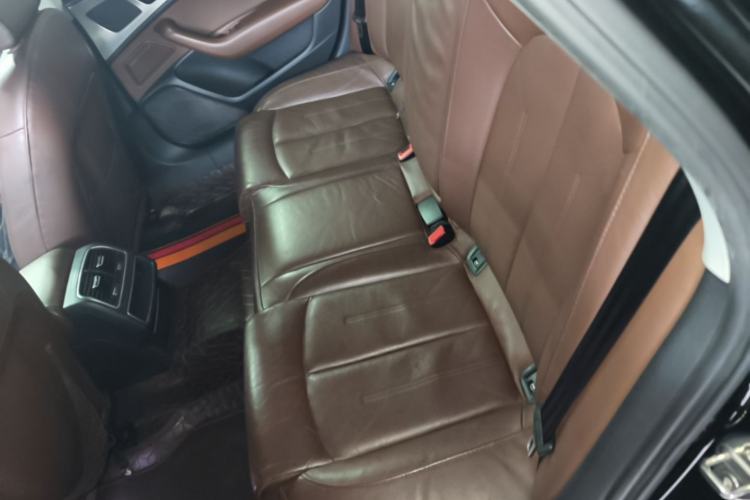 Used Audi A6L 2018 30th Anniversary Edition 35 TFSI Fashion Model Left Rear Seat