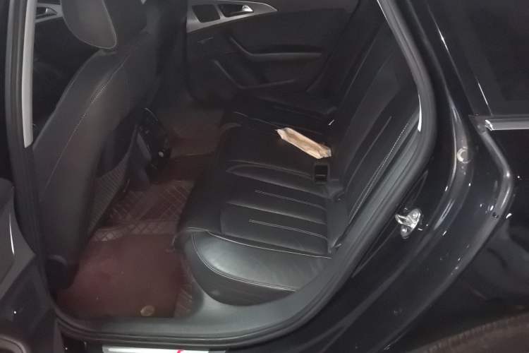 Used Audi A6L 2018 30th Anniversary Edition 35 TFSI Fashion Model Left Rear Seat