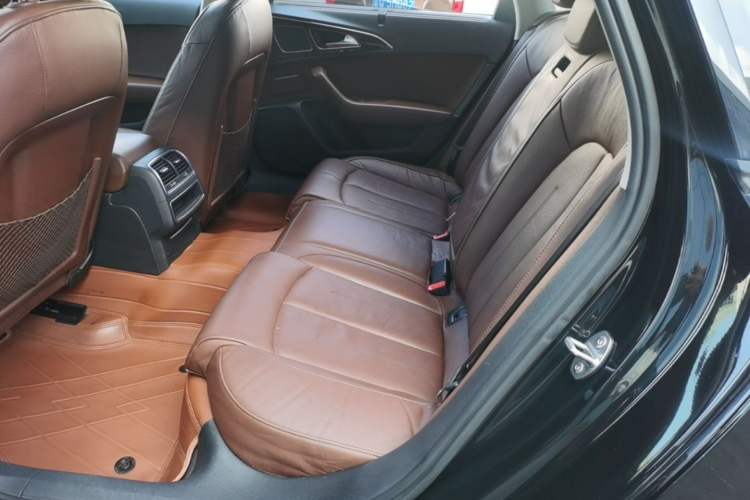 Used Audi A6L 2018 30th Anniversary Edition 35 TFSI Fashion Model Left Rear Seat