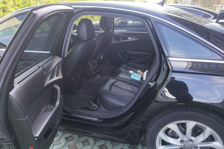 Used Audi A6L 2018 30th Anniversary Edition 35 TFSI Fashion Model Left Rear Seat