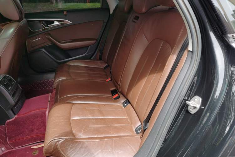 Used Audi A6L 2018 30th Anniversary Edition 35 TFSI Fashion Model Left Rear Seat