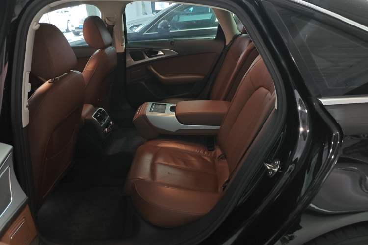 Used Audi A6L 2018 30th Anniversary Edition 35 TFSI Fashion Model Left Rear Seat