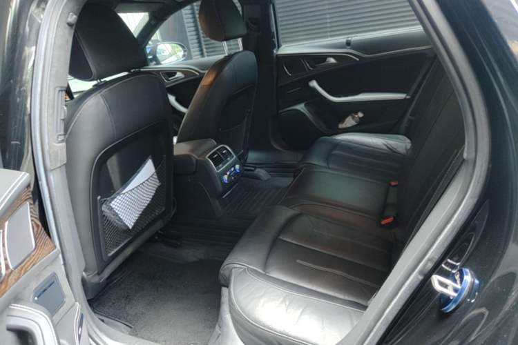 Used Audi A6L 2018 30th Anniversary Edition 45 TFSI quattro Sport model Left Rear Seat