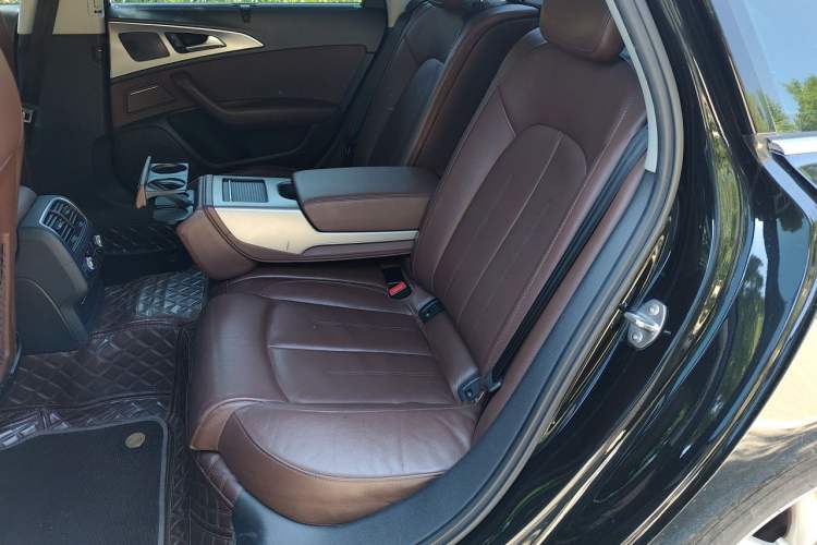 Used Audi A6L 2018 30th Anniversary Edition TFSI Trendy Model Left Rear Seat