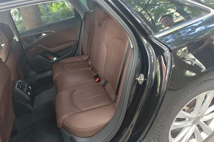 Used Audi A6L 2018 30th Anniversary Edition 45 TFSI quattro Luxury Model Left Rear Seat